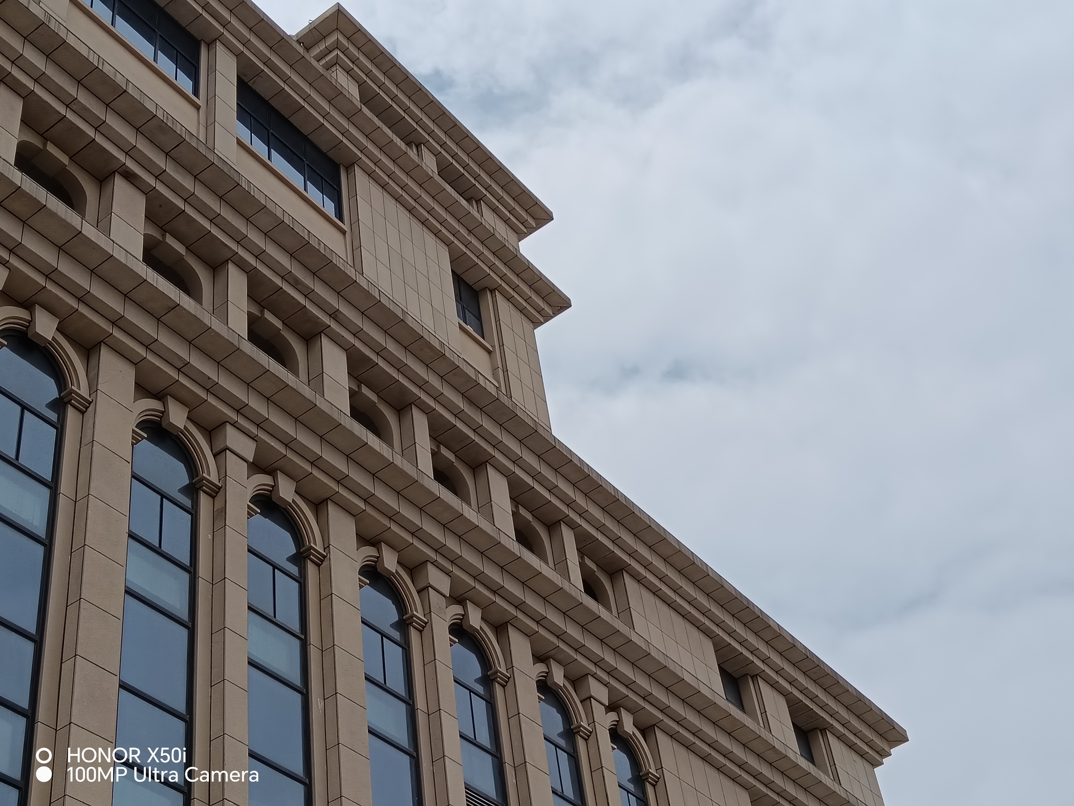 荣耀x50i拍照效果测评,荣耀x50与荣耀x50i哪个拍照好