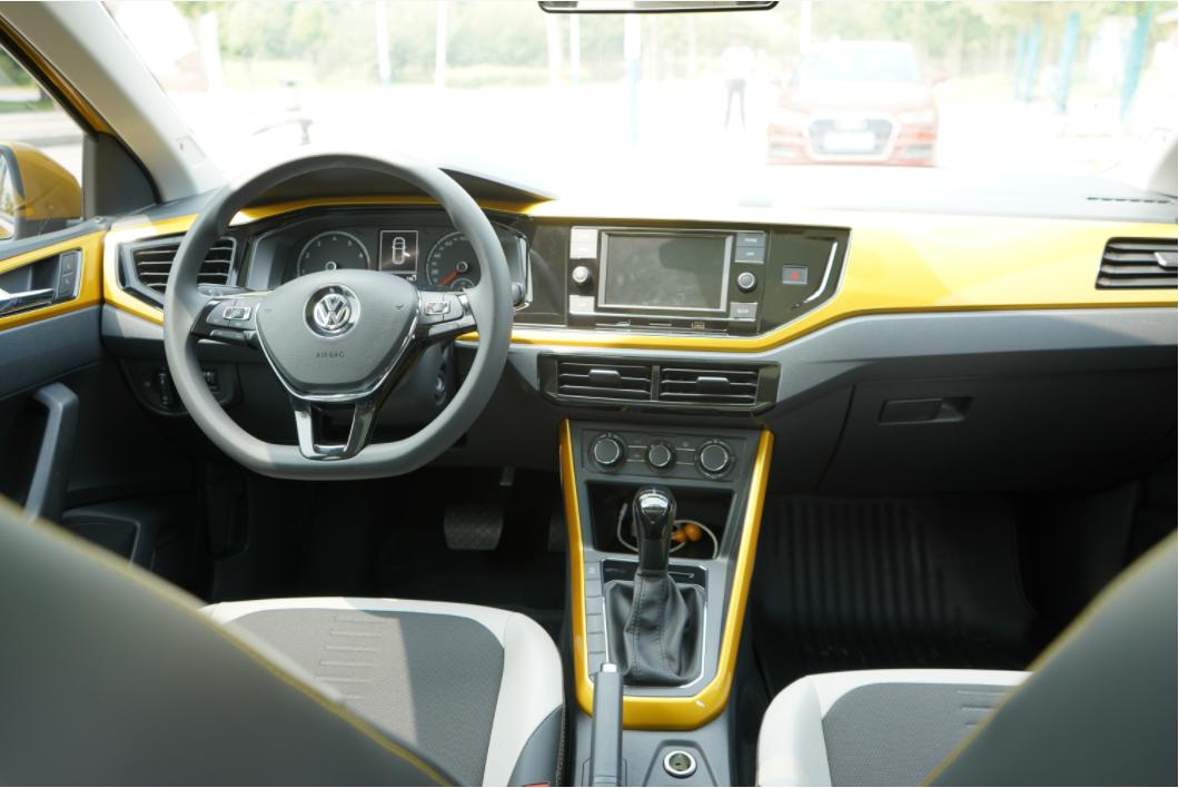 女生开车推荐车型十万左右,10万左右小女生开的新款车型