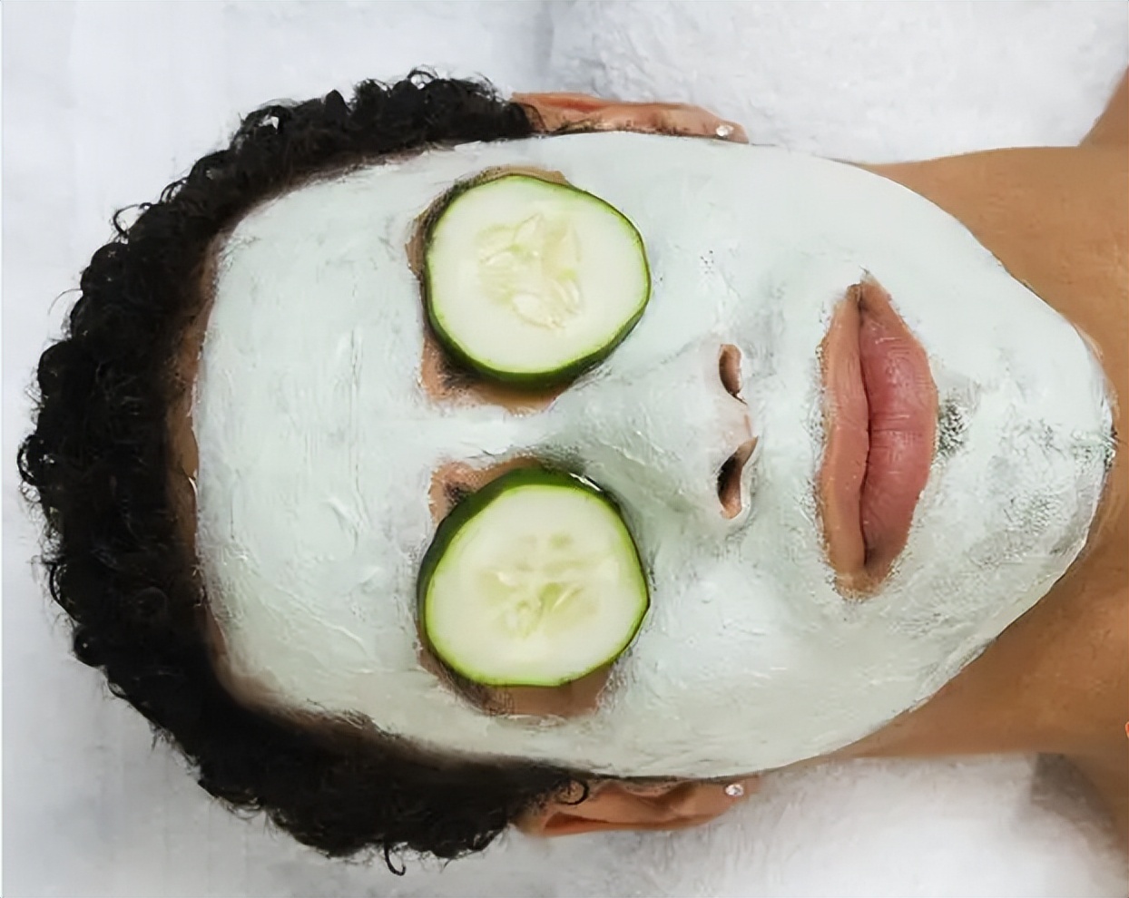 如何改善皮肤暗黄毛孔粗,如何改善皮肤暗黄的问题