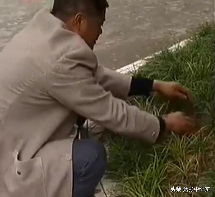 2011年，17岁少女被囚禁地牢惨遭非人折磨158天，罪犯：她自愿的