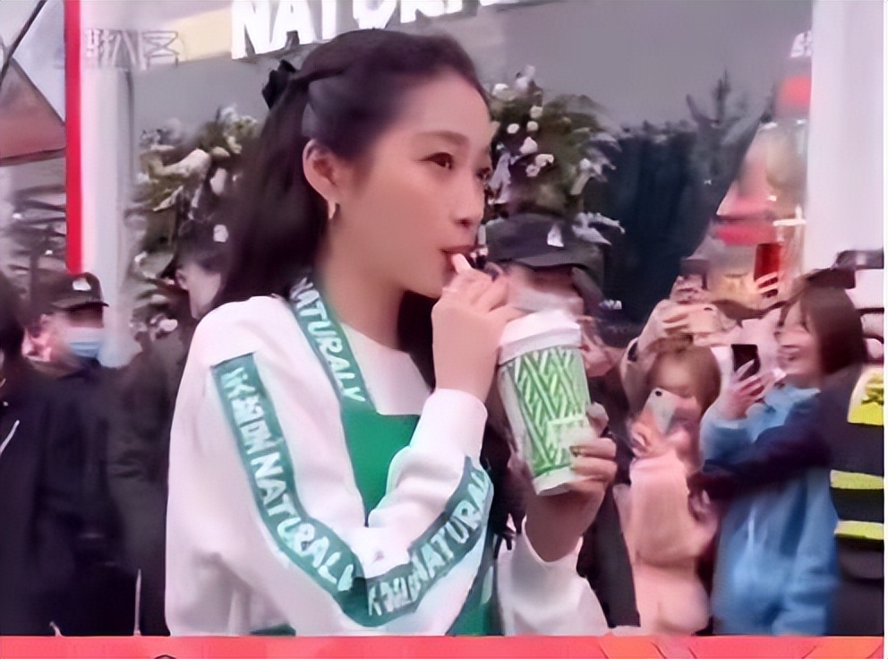 欧阳娜娜988元浴袍在哪买,欧阳娜娜988元浴袍在哪里买