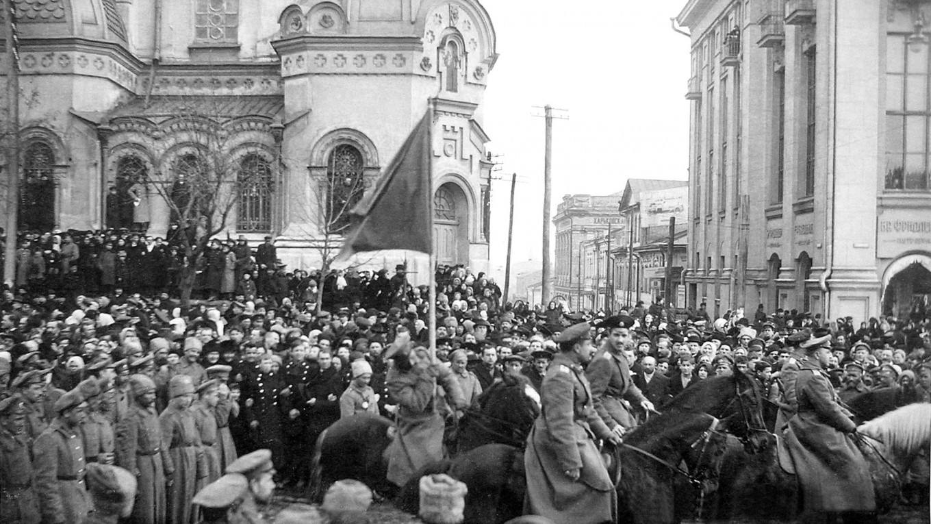 沙皇尼古拉二世和日俄战争,尼古拉二世为何最后全家被枪决