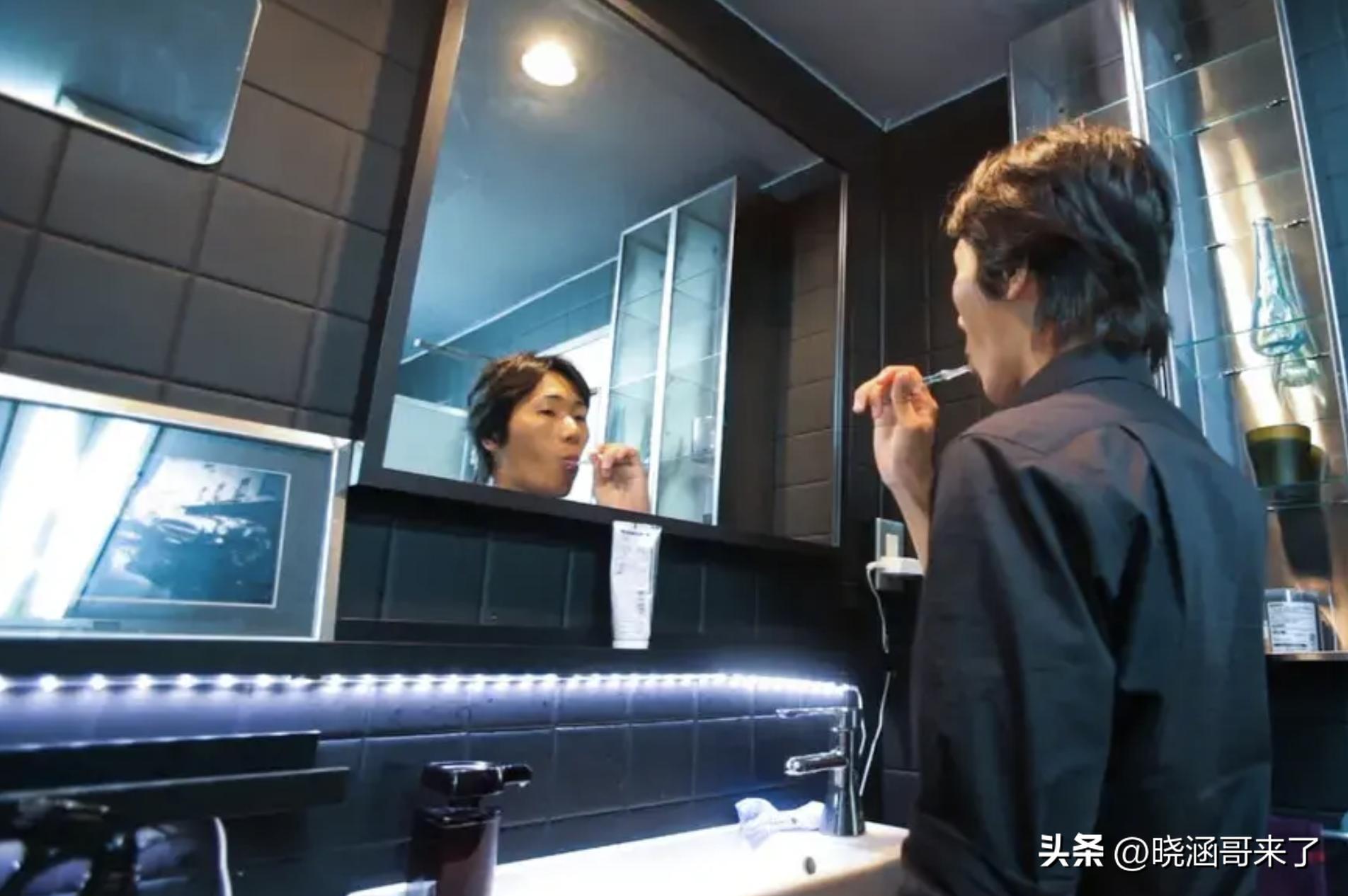 日本网吧难民一个月网费,日本网吧难民