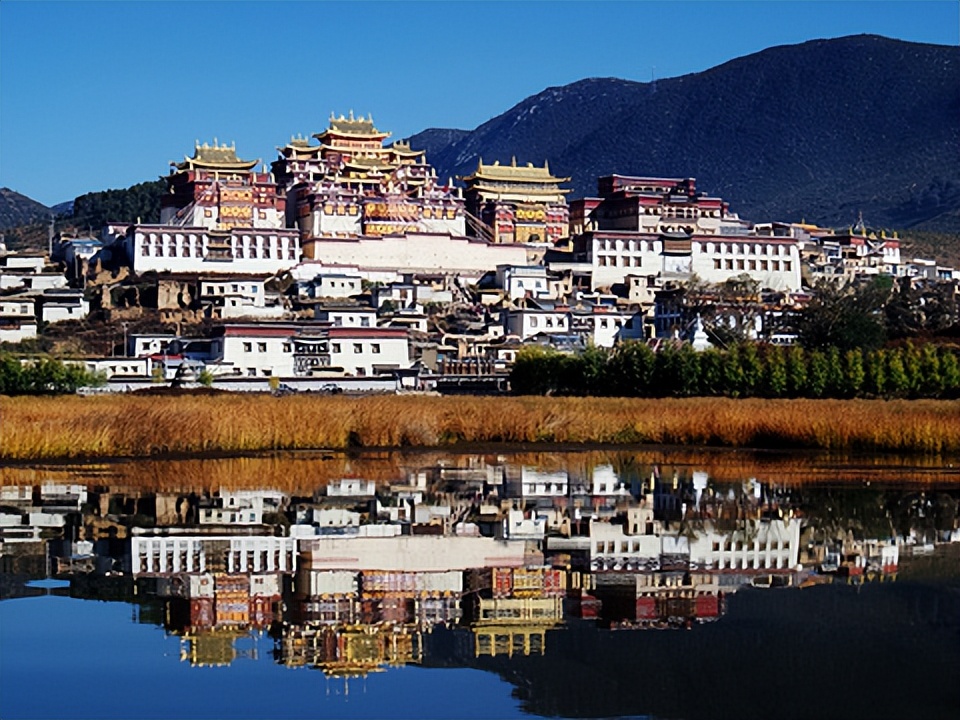 香格里拉必去10个景点,香格里拉到德钦沿途有哪些景点