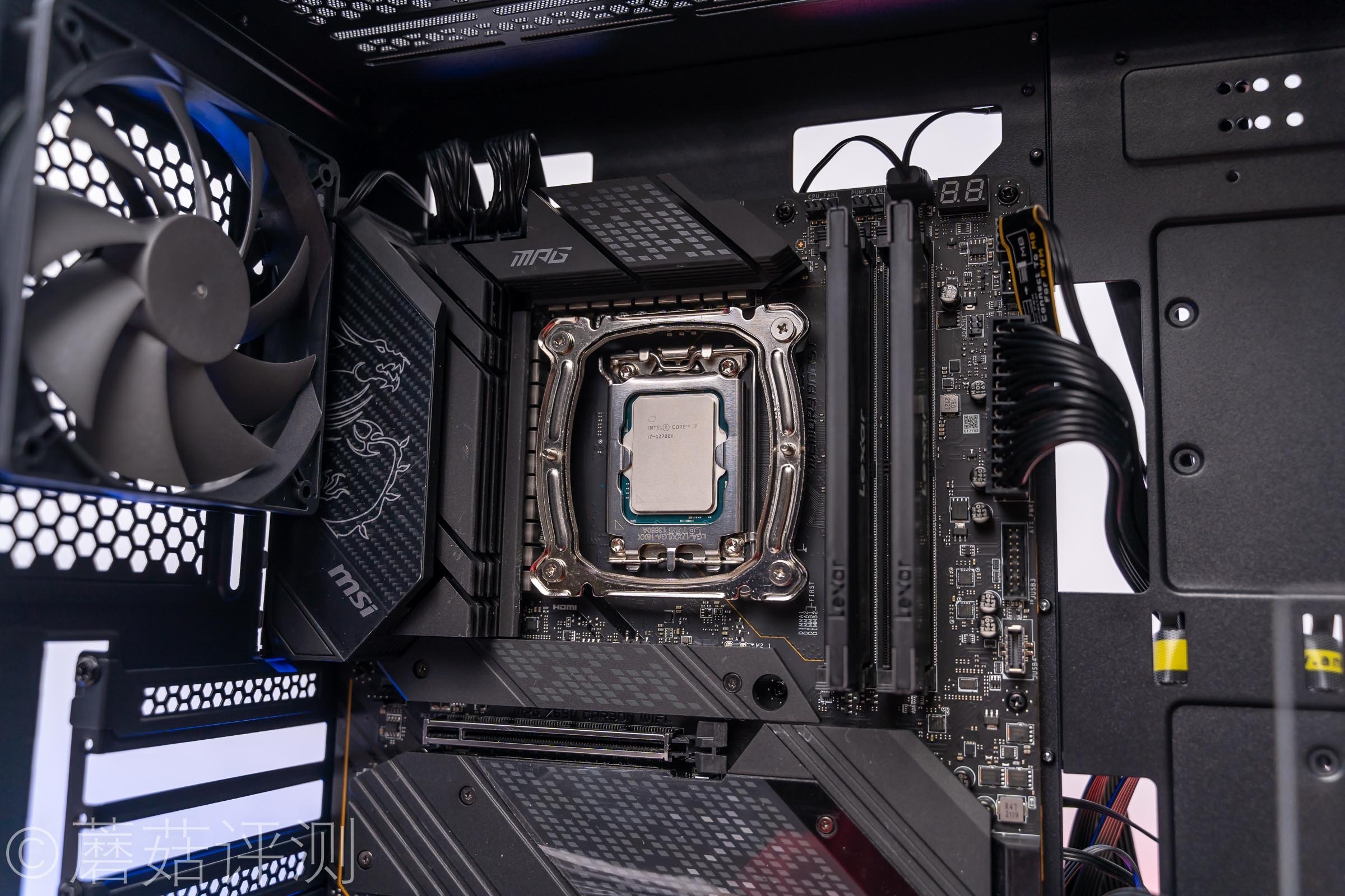 超频三东海ex6000的风扇怎么卸下,东海超频三ex6000有灯光吗