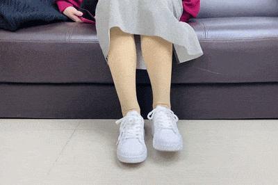 敢和耐克阿迪叫嚣？这双新加坡小白鞋火了？