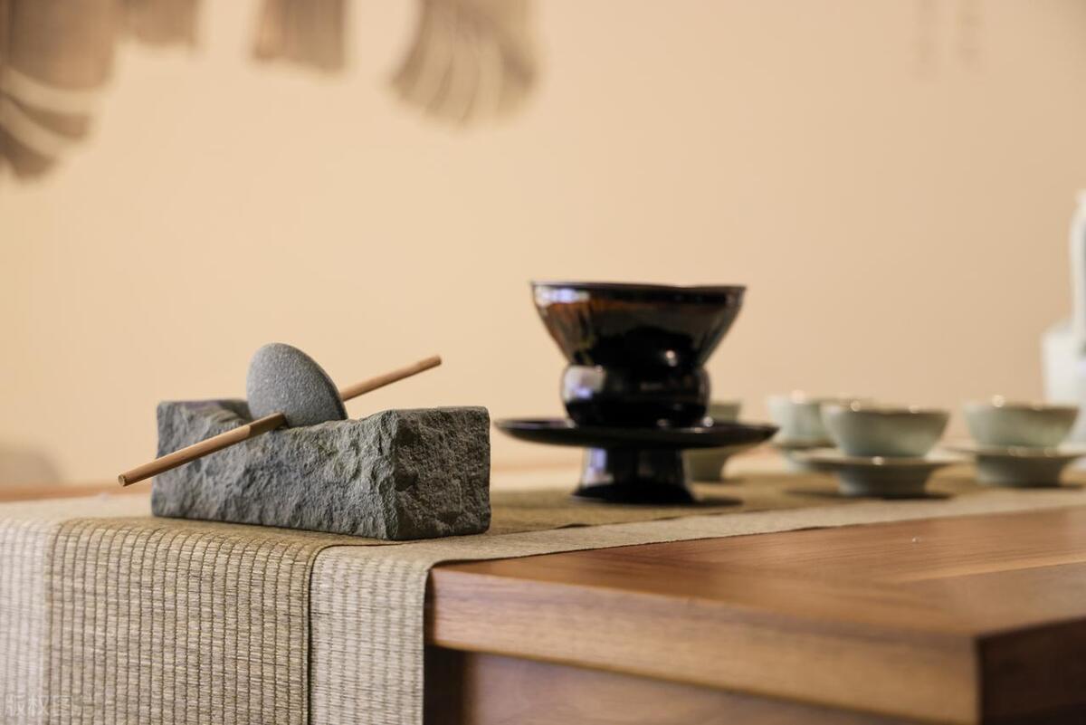 五十不交钱六十不交言啥意思,五十不交朋六十不请酒七十不留宿