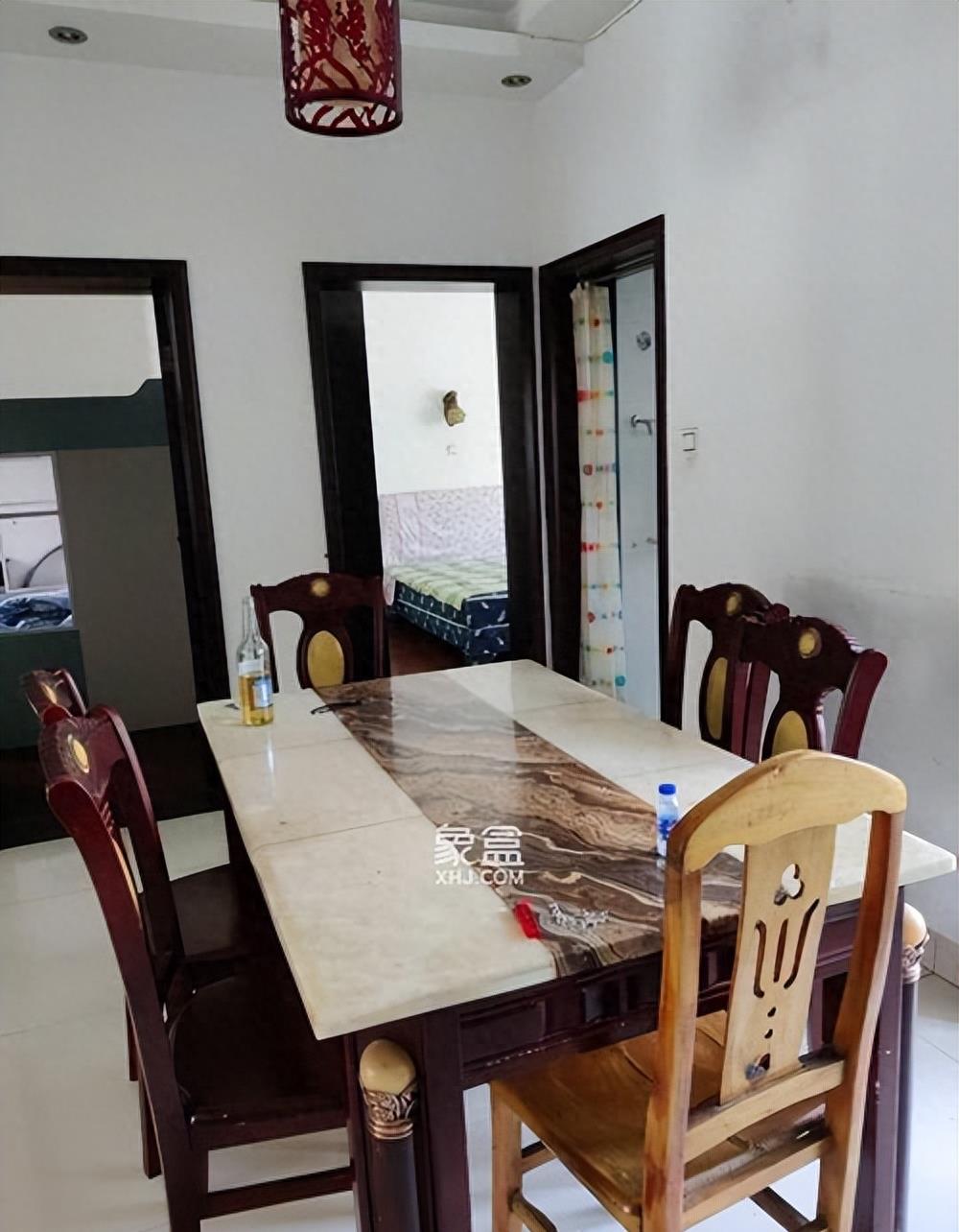 工厂搬走后萧条,工厂陷入困境