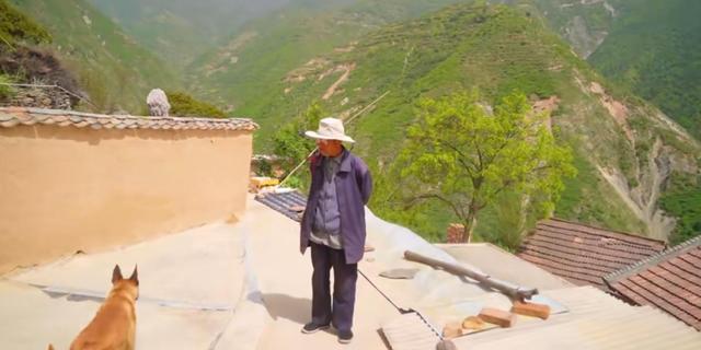 甘肃陇南某个山顶的悬崖村,甘肃陇南礼县悬崖村