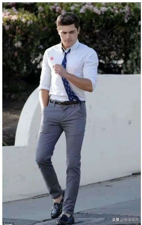 男士衬衫黑色搭配什么颜色裤子,白色衬衫搭配什么颜色裤子好看男