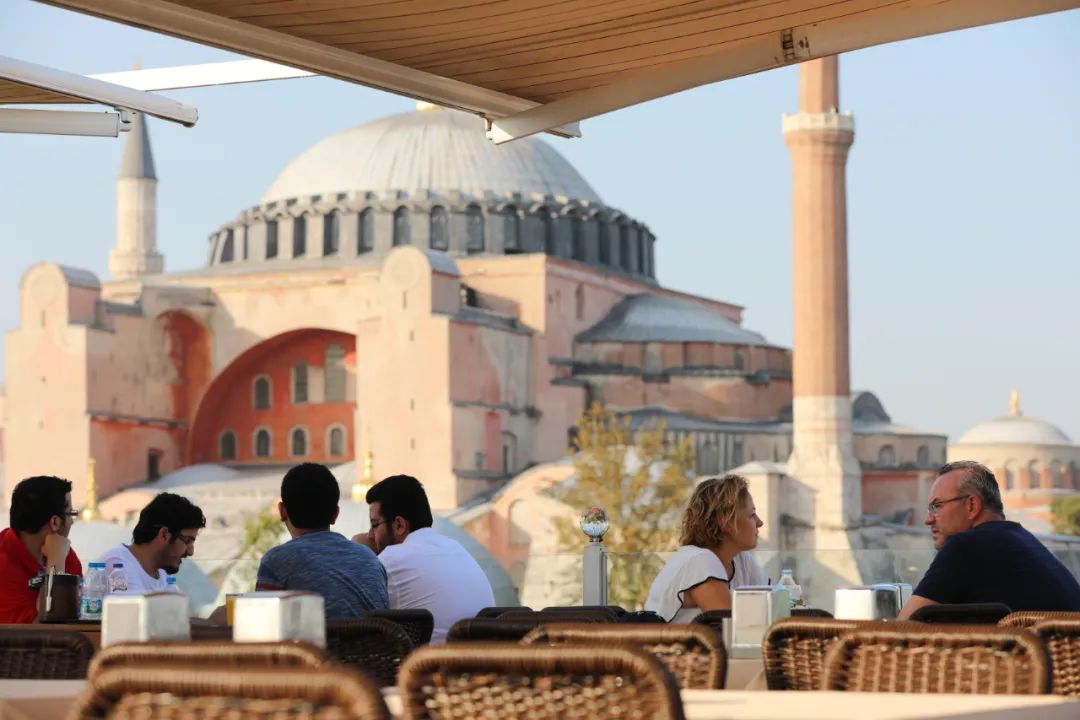 土耳其男人性格特点,土耳其的特色与象征