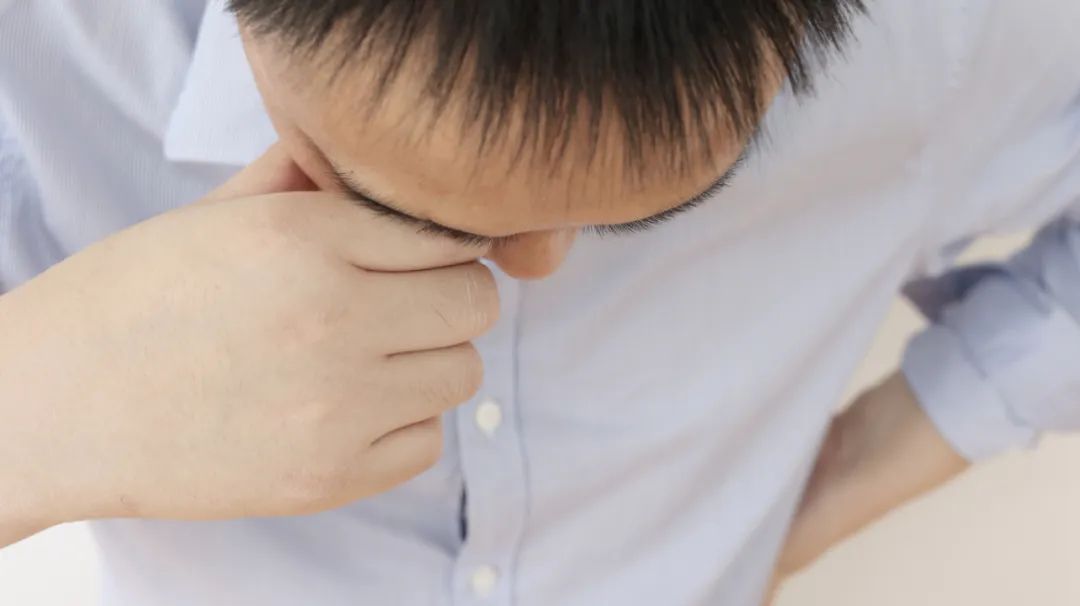 右眼皮跳了几下是不是好运,左眼皮一直跳是什么预兆是吉是凶