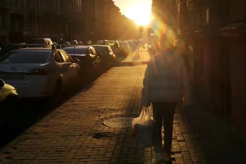 小佳在俄罗斯：初中去留学，虽屡遭扒手，但更多遇见他乡的善意