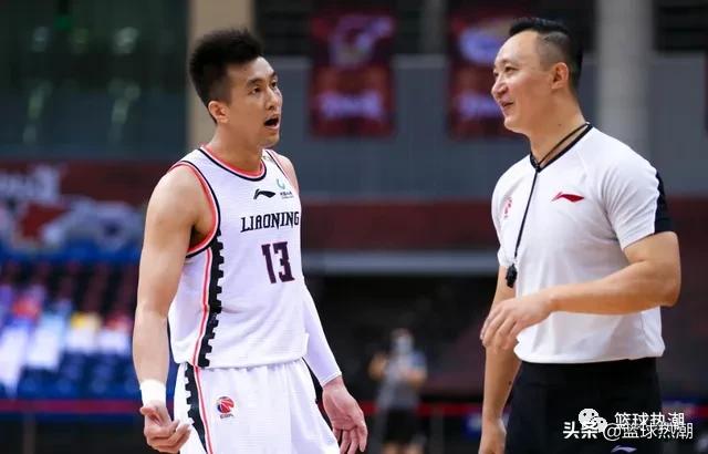 cba裁判离谱名场面杜锋,杜锋再次重视裁判