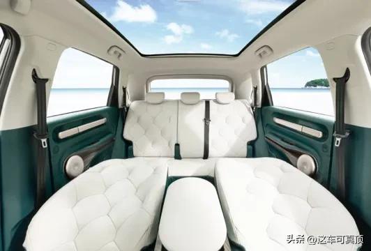 宝骏云朵灵犀和比亚迪海豚,比亚迪海豚对比宝骏云朵