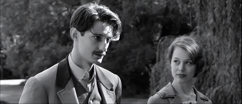 浅谈莫迪亚诺小说《朵拉·布鲁德》