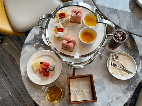 窗含西岭千秋雪成都环球中心雪山,窗含西岭千秋雪魅力成都