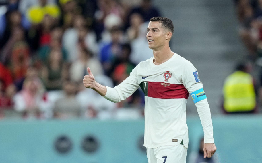 c罗或将转会拜仁是真的吗,c罗现在在沙特联赛哪个队