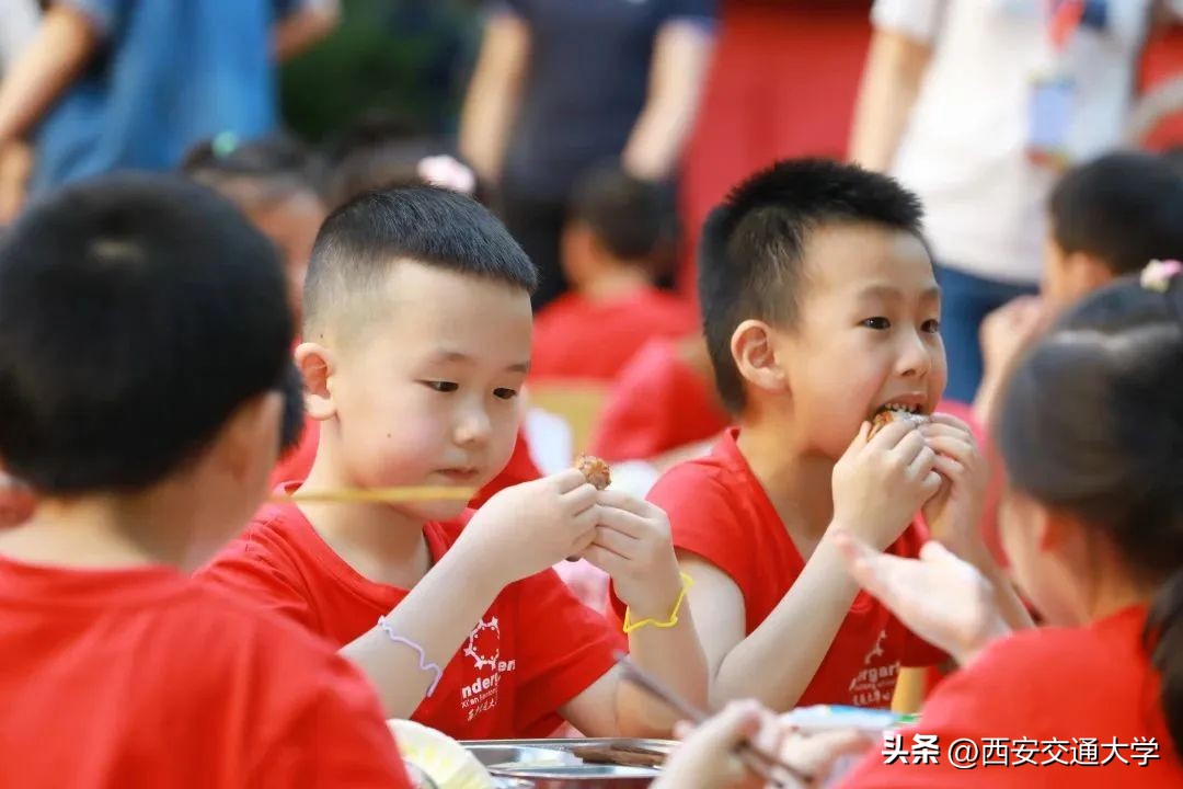 星空寻梦，共赴未来！走进西安交大幼儿园第七届“勇敢者之夜”