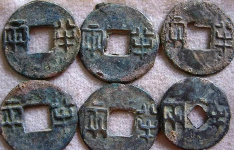 在古代出门要带多少钱？“圆形方孔”的钱币又是如何进行交易的？