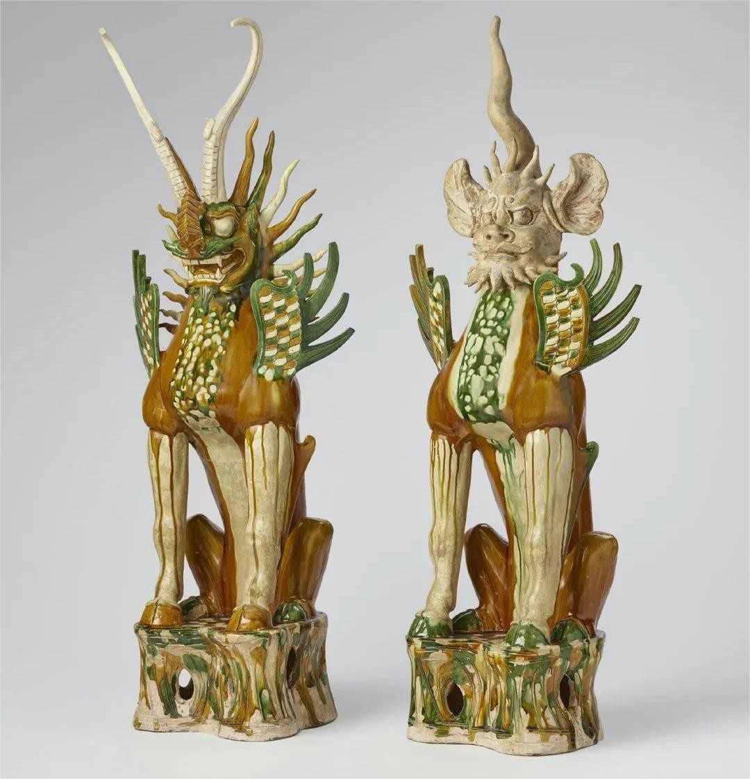 唐三彩是给死人陪葬用的,唐三彩除了陪葬还有什么用处