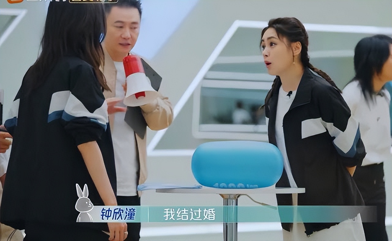 隐形富婆的房产,twins阿娇阿sa身价