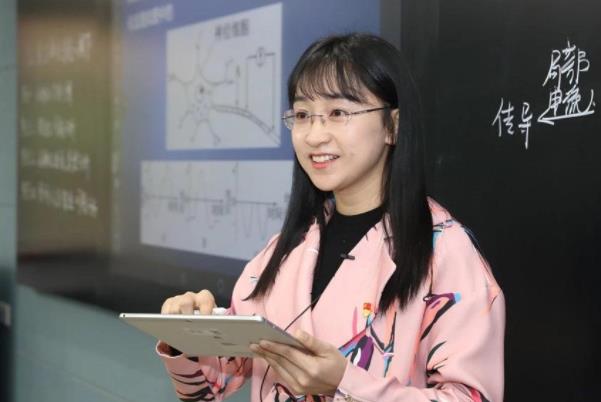 00后喜欢的专业排行榜,00后法医专业