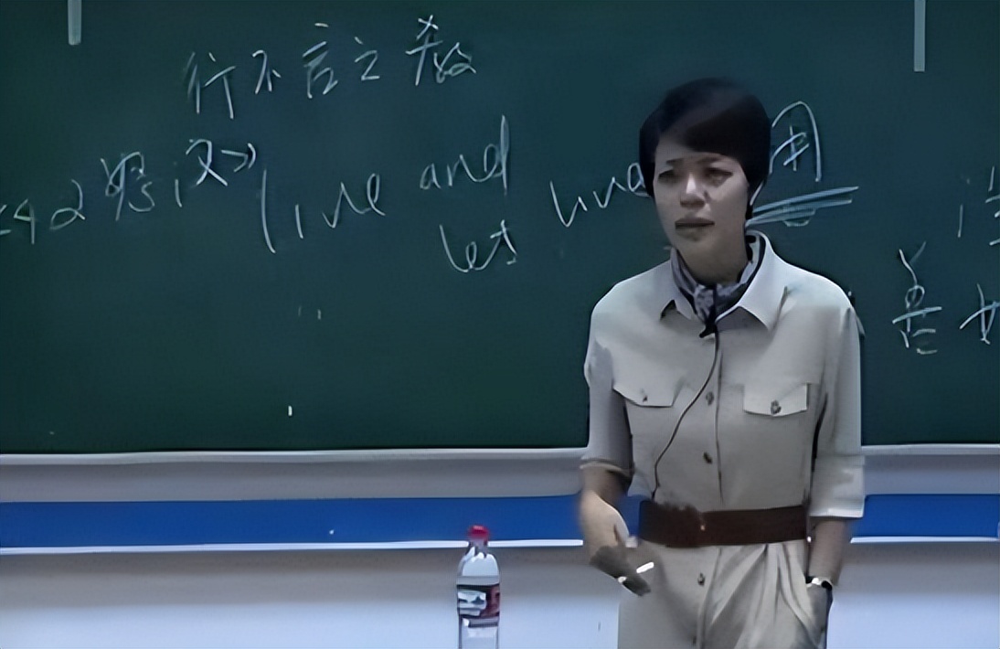 “复旦女神”陈果：从万人追捧到跌落神坛，她到底做错了什么？