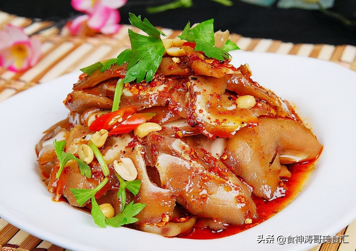 享有盛名的特色美食小吃,唯有美食不可辜负辣子鸡