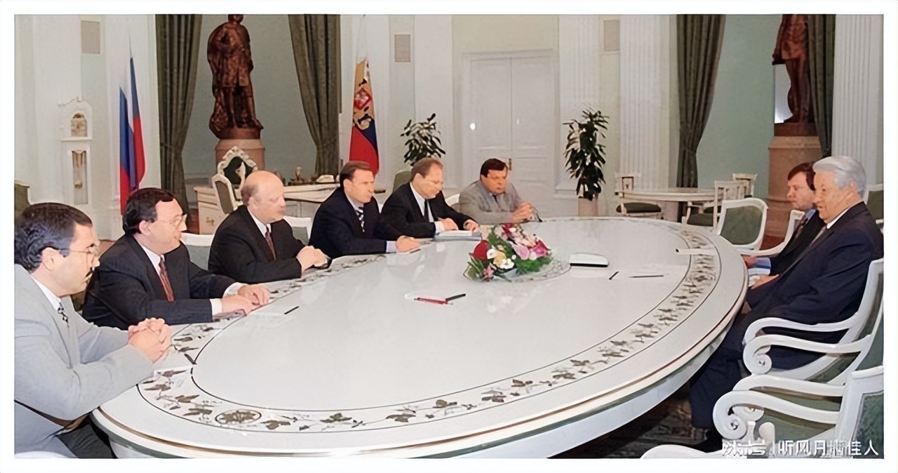 伦敦成为世界金融中心的原因,伦敦为什么是洗钱中心