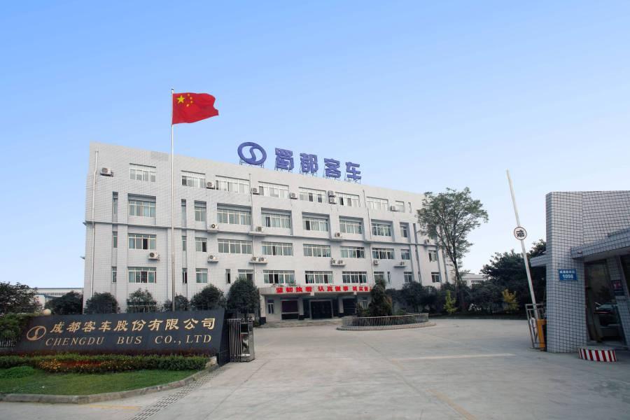 长不出小鹏、理想的成都，靠“谁”去抢万亿新能源汽车产业蛋糕？