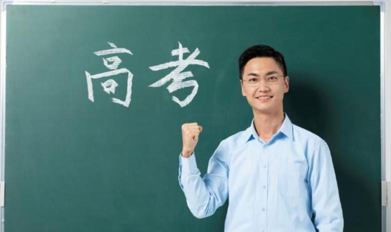 中医学大专能报考口腔医学吗,全日制口腔医学统招大专学校