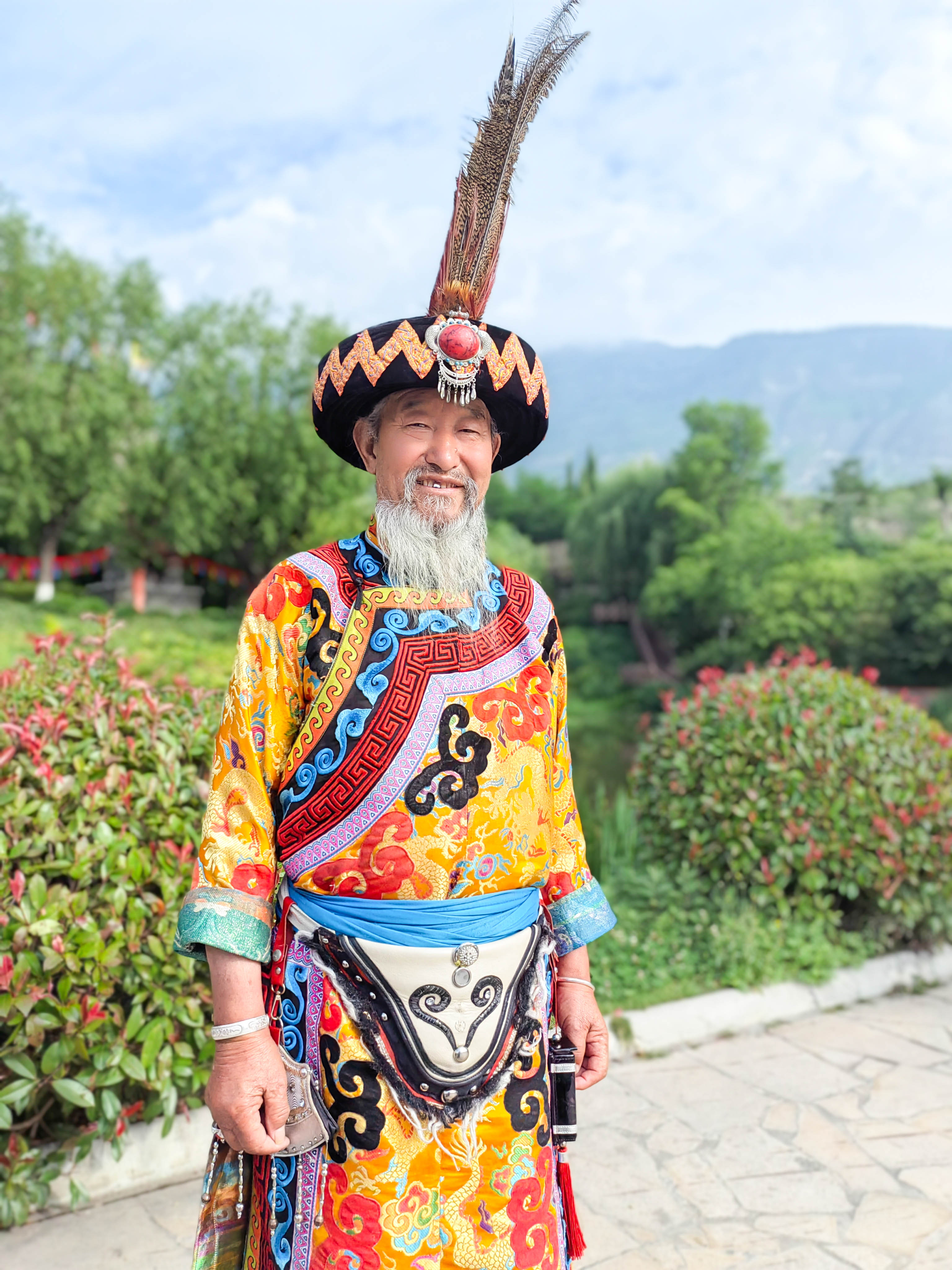 羌族云朵上的舞者,歌曲云朵上的羌族