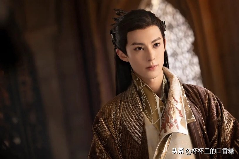 王鹤棣怎么成为男主角的,王鹤棣全力以赴的行动男主角