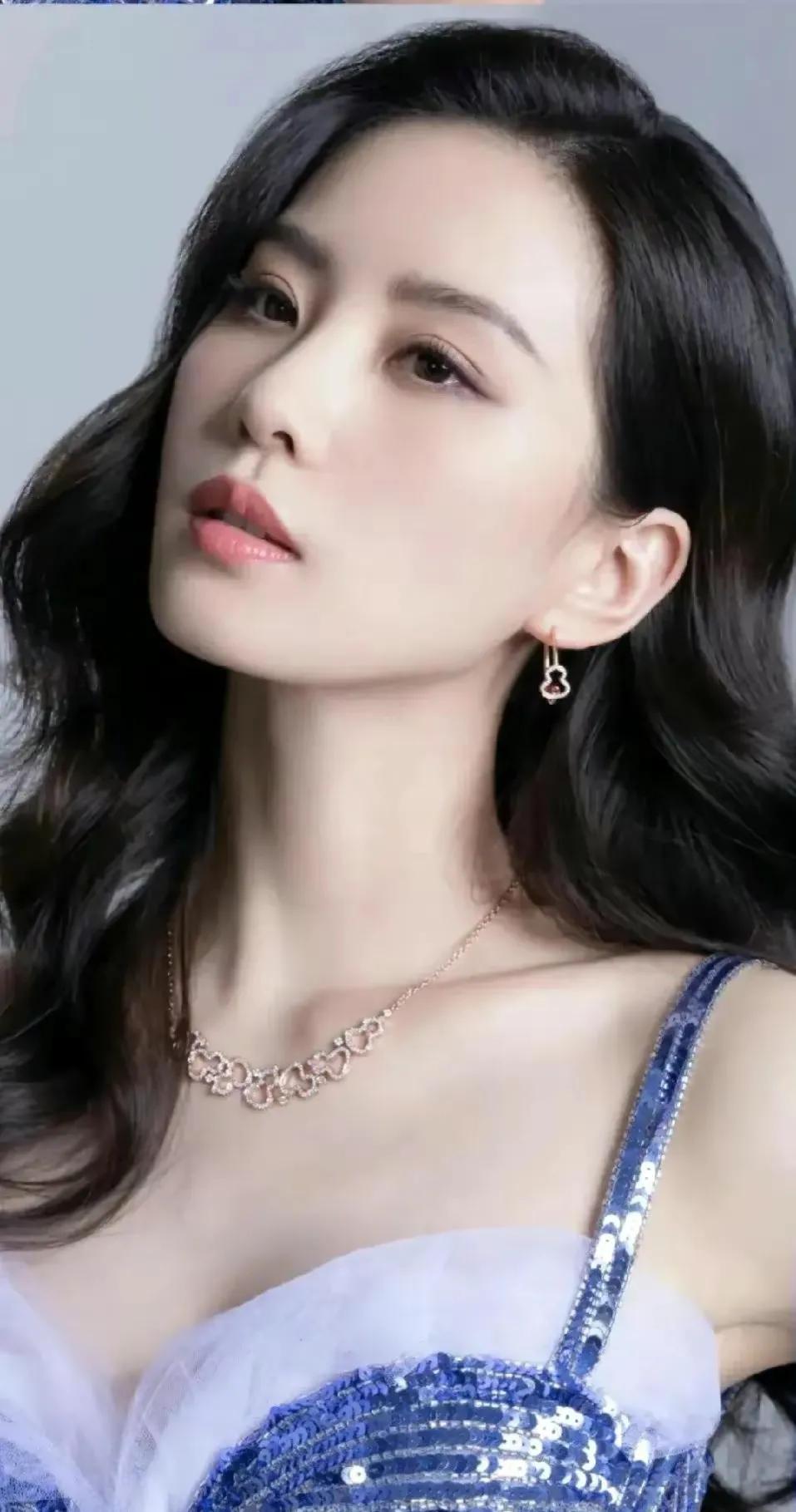 谁比烟花寂寞视频,谁比烟花寂寞沈晨