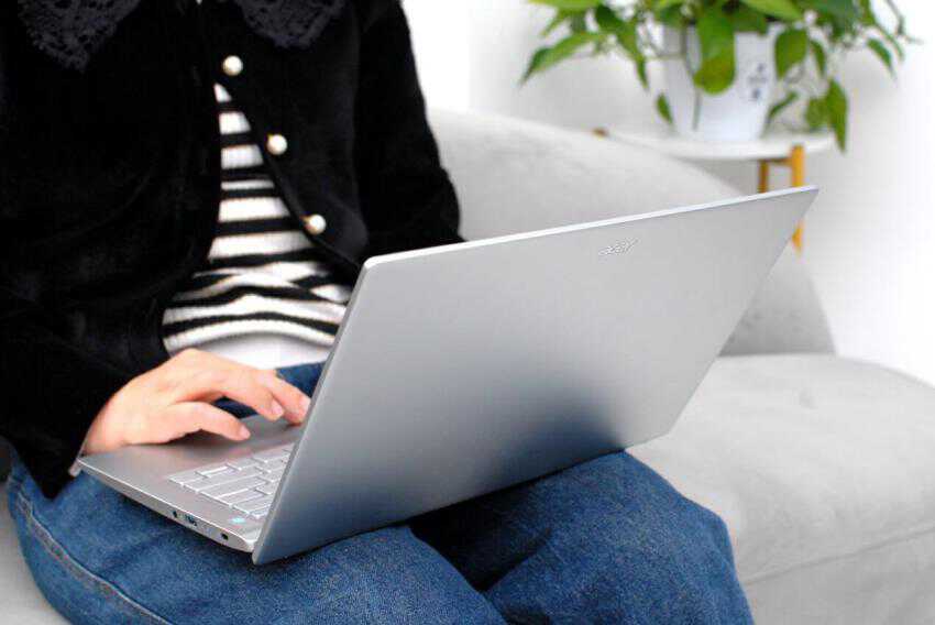 新锐宏碁传奇Go笔记本体验：轻装出行，实力办公