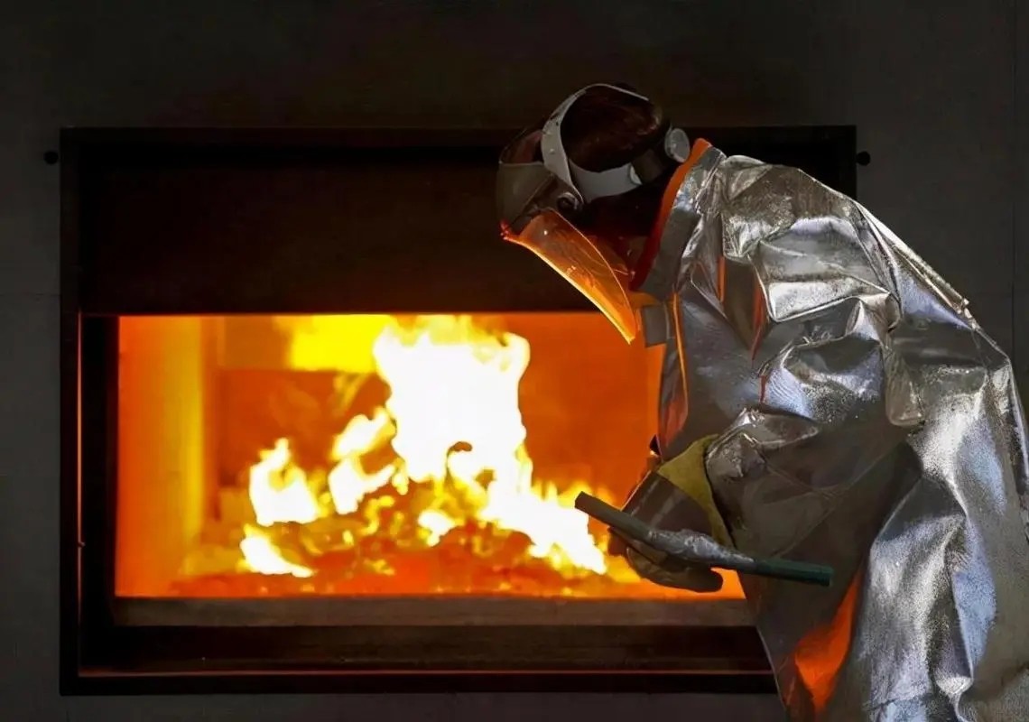 遗体被火化后为什么只剩下骨灰,遗体火化后为什么没有牙齿