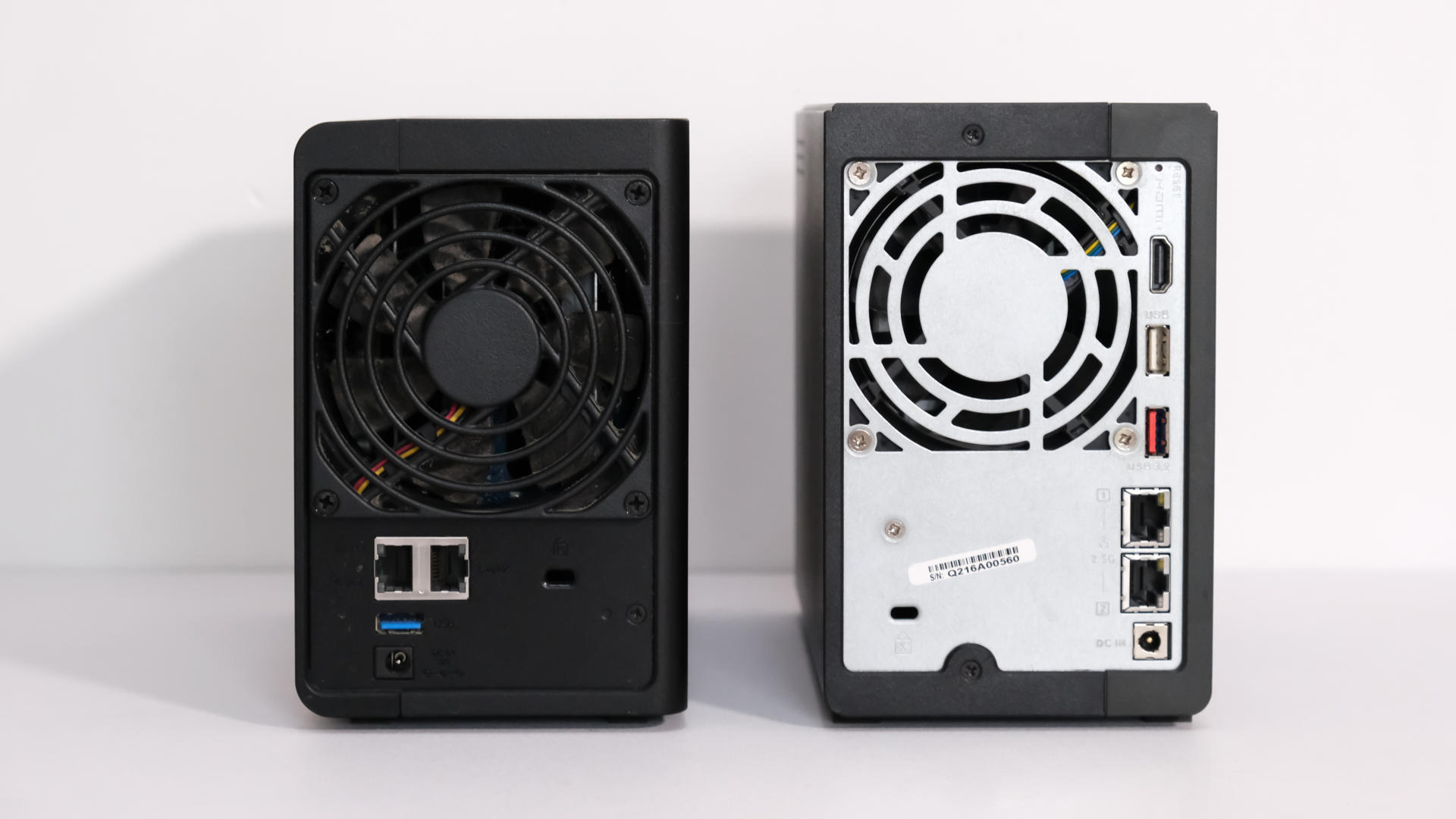 威联通和群晖后期哪个更省心,群晖ds920对比威联通d453