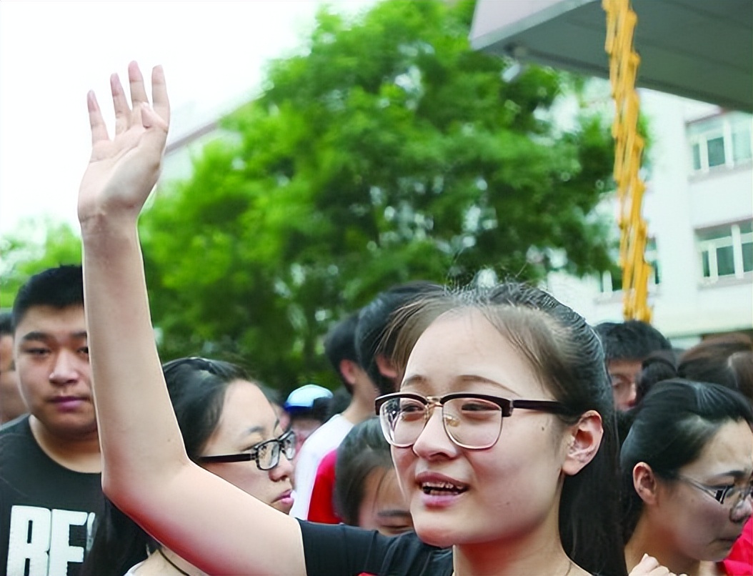 上海震旦职业学院推荐工作吗,上海震旦职业学院毕业难吗