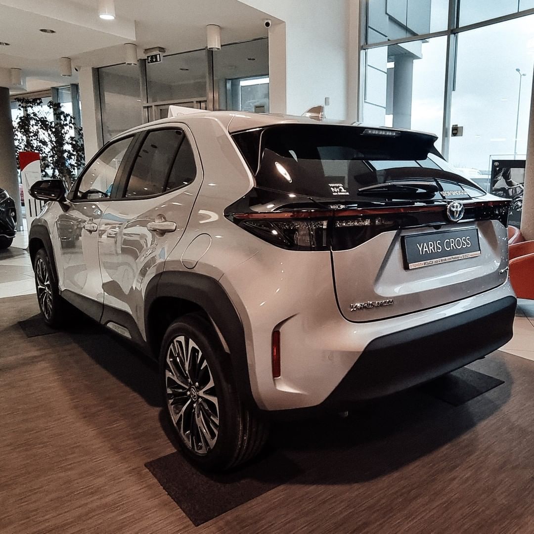 雅力士cross最新款落地价,全新雅力士cross价格与图片