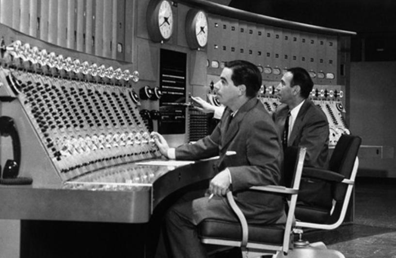 1983年，“戴笠*妇情**”家中被害，凶手竟在公安局，*耀邦胡**亲自过问