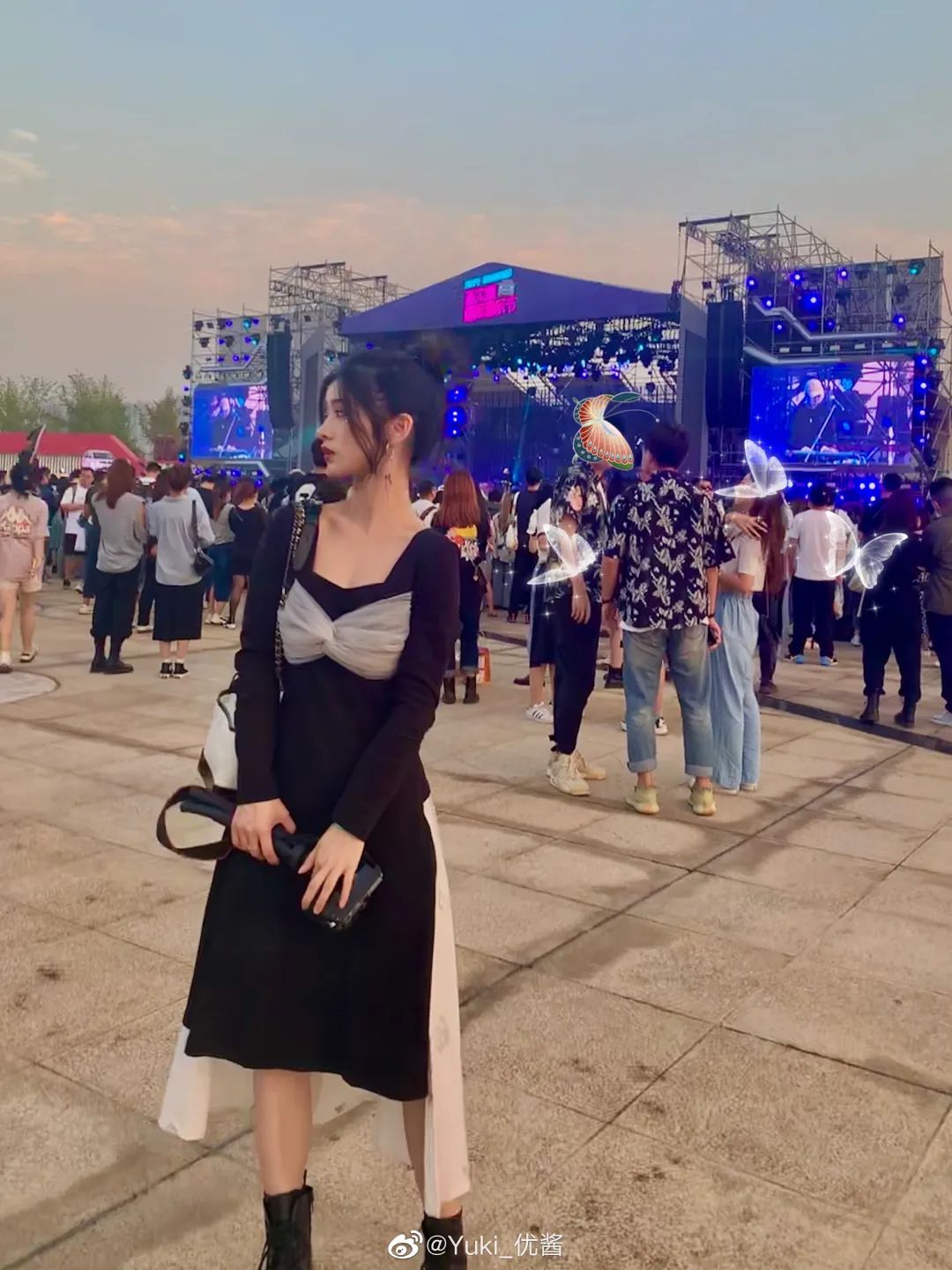 脸部凹陷腮红怎么化妆好看,整容级高光画法