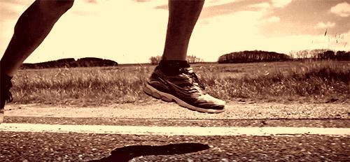 跑鞋穿久了会累正常吗,跑鞋穿久了会不会不防滑