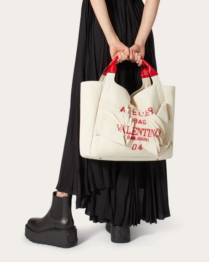 唐嫣在机场时背的焦糖色包,唐嫣曾经用过哪些包包