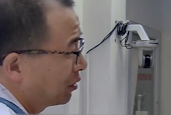 老伴老年痴呆的感人故事,老人脑梗感人故事