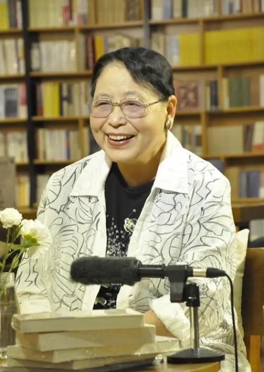 叶广芩三部曲的歌曲,叶广芩三部曲