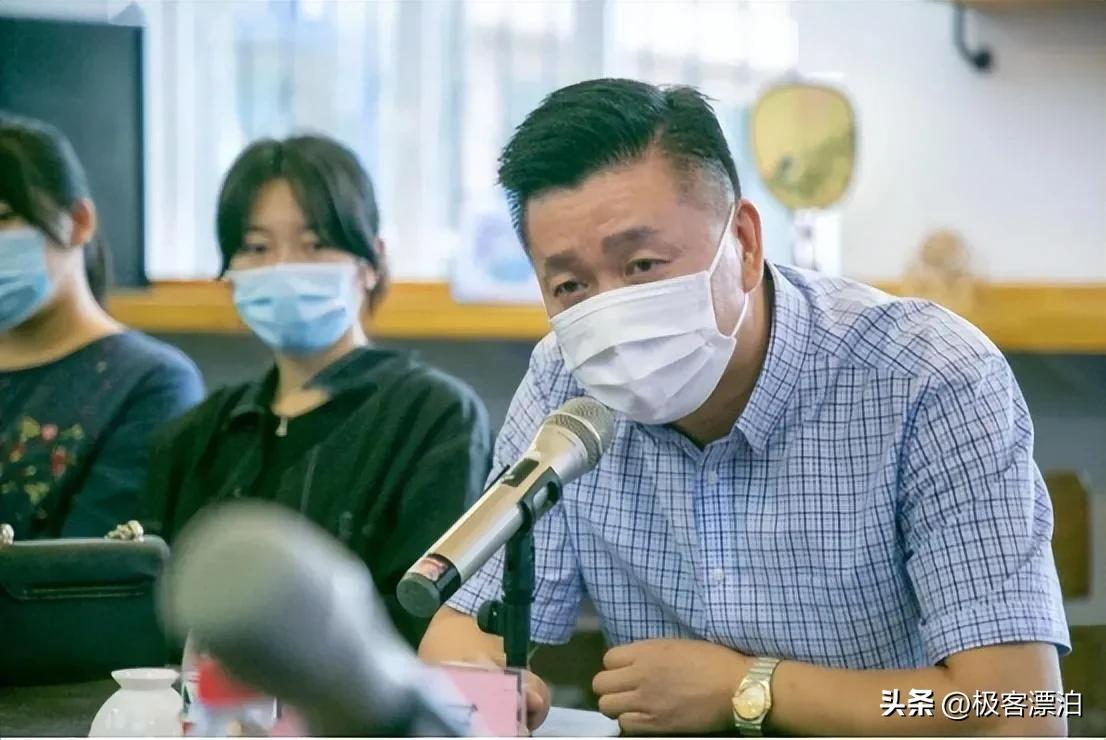 人人都做老板时代下，女大学生创业意向，可依靠外部影响提升吗？