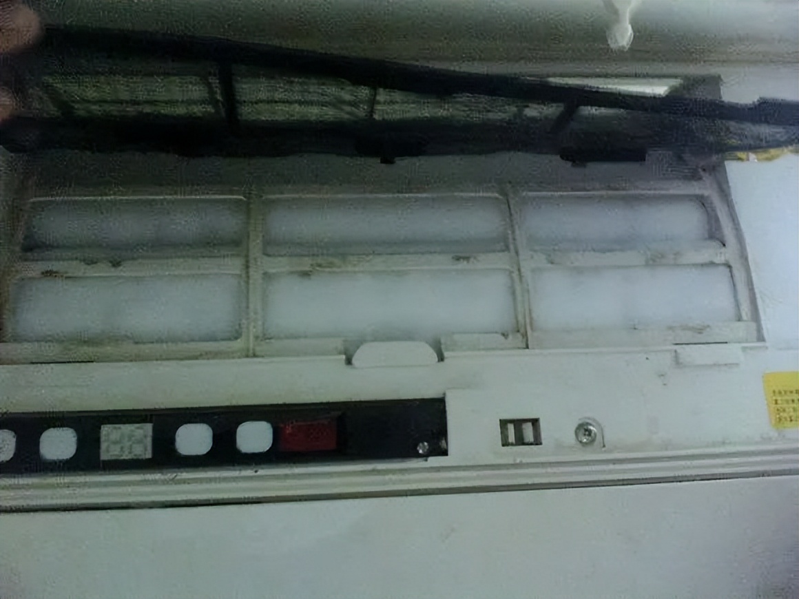 空调滴水不要浪费,空调滴水且不制冷维修费用要多少