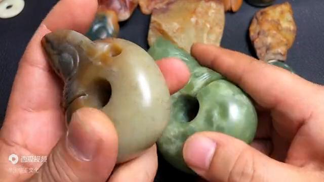 如何用电筒打光看河磨玉，看了鲲鹏说的相信能对你有所帮助