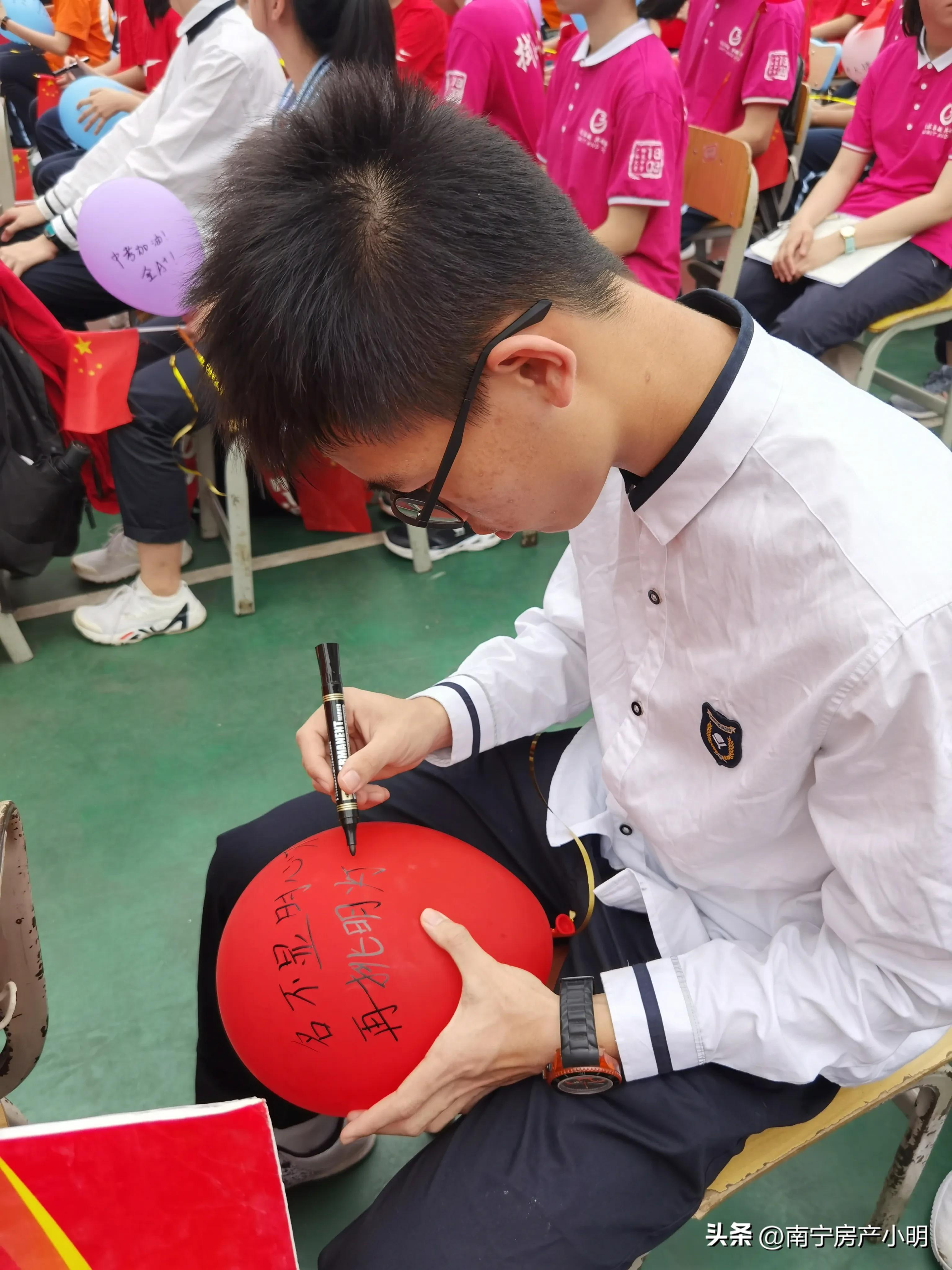 广西西大附中初中部,广西公认最好的十所初中